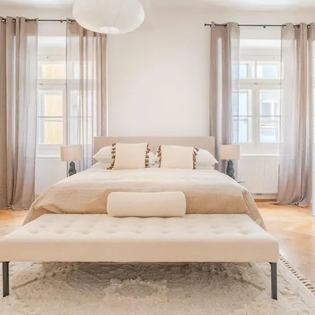 Apartament Hakuna - Penthouse Franziskanerplatz - Rooftop Graz