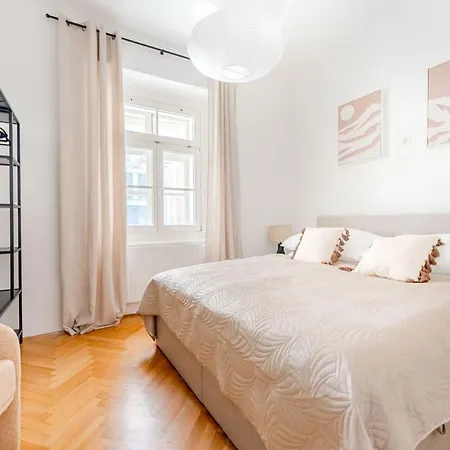 Apartment Hakuna - Penthouse Franziskanerplatz - Rooftop *